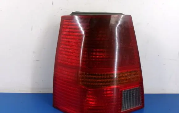 Volkswagen Golf IV Rear/tail lights 1J9945075P