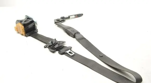 Opel Mokka Front seatbelt 95352272