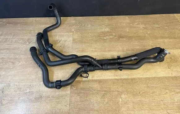 Jaguar F-Type Engine coolant pipe/hose 8W83-8K534-AH