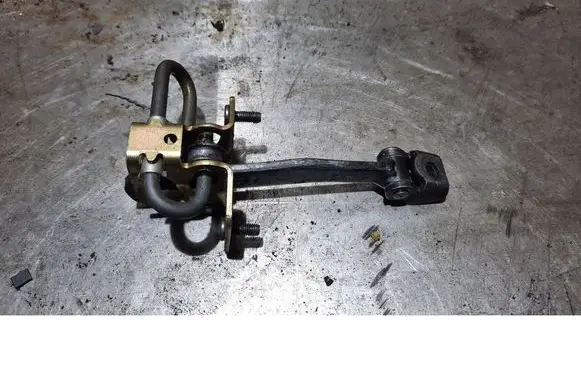 Volvo V70 Rear door check strap stopper