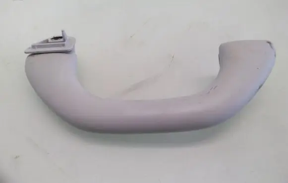 Volkswagen Polo IV 9N3 Front interior roof grab handle
