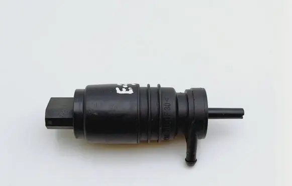 BMW 3 E46 Windscreen/windshield washer pump 