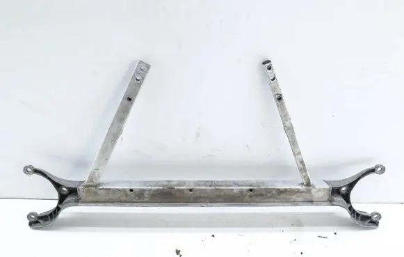 Audi A8 S8 D3 4E Radiator support slam panel bracket 4E1805253F 4E1805466B 4E1805465B