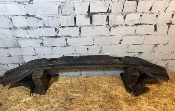 Mercedes-Benz Vito Viano W639 Front bumper cross member