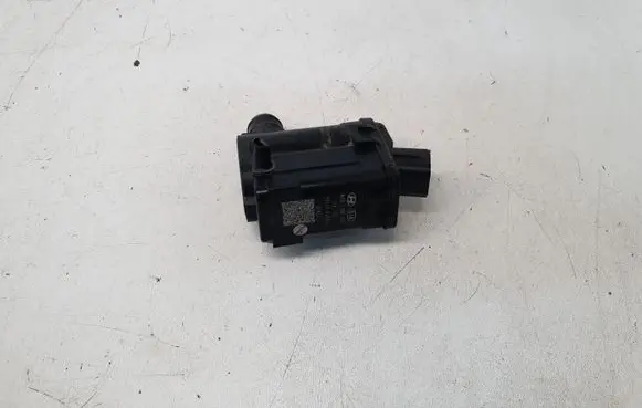 Hyundai i30 Windscreen/windshield washer pump 985102J500
