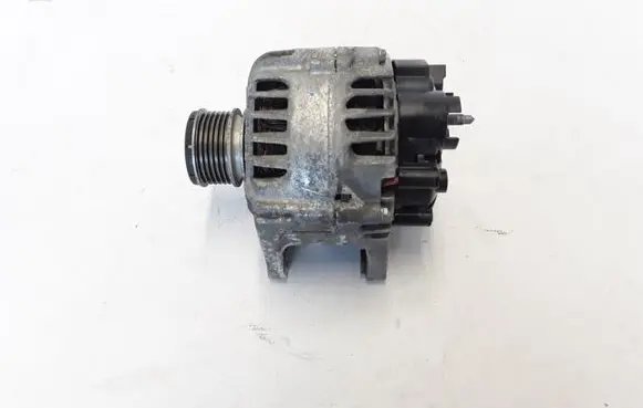 Renault Fluence Generator/alternator 2113010163