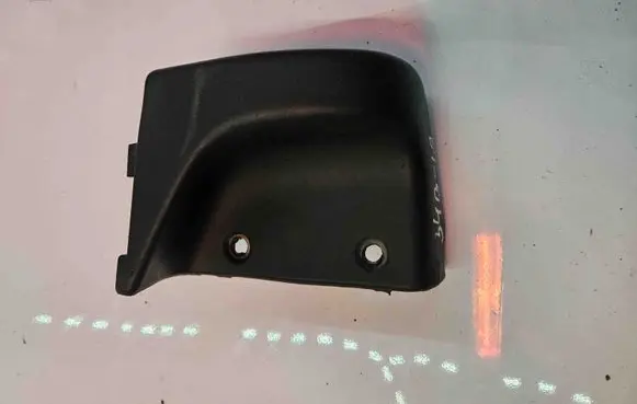Toyota Hilux (AN10, AN20, AN30) Side skirt rear trim 517790K060