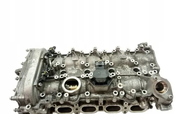 Mercedes-Benz C W205 Engine head R264016