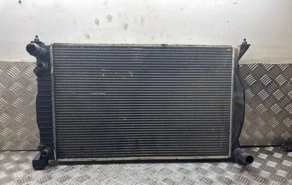 Audi A4 S4 B6 8E 8H Coolant radiator