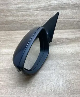 Volkswagen PASSAT B7 Front door electric wing mirror 3C0857933A A046314