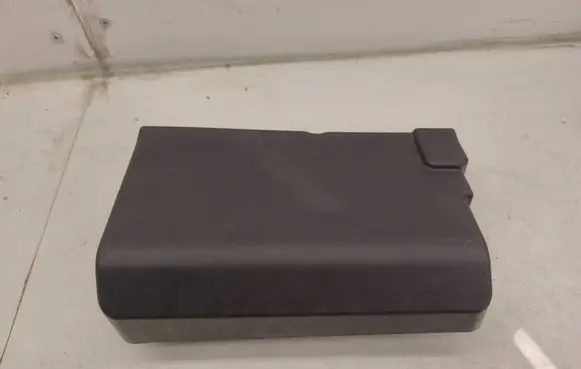 Volvo V40 Battery box tray cover/lid 31328974