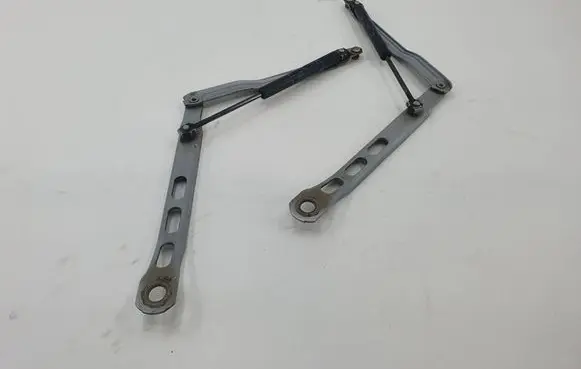 BMW 5 E34 Engine bonnet/hood hinges
