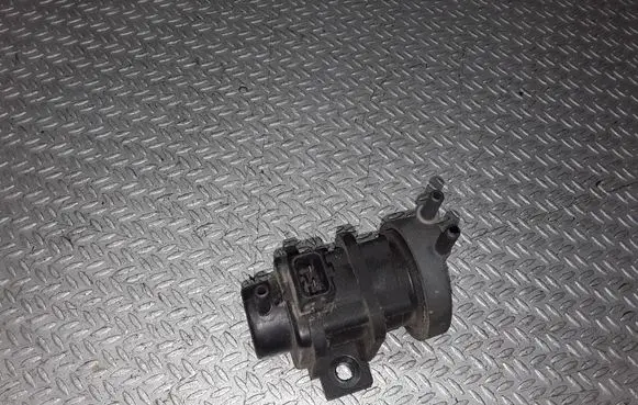 Saab 9-5 Turbo solenoid valve 4534375