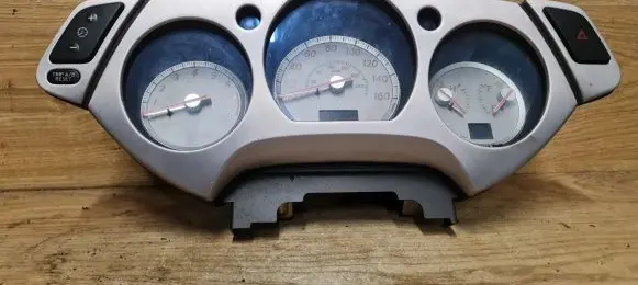 Nissan Murano Z50 Speedometer (instrument cluster) B2CC22B