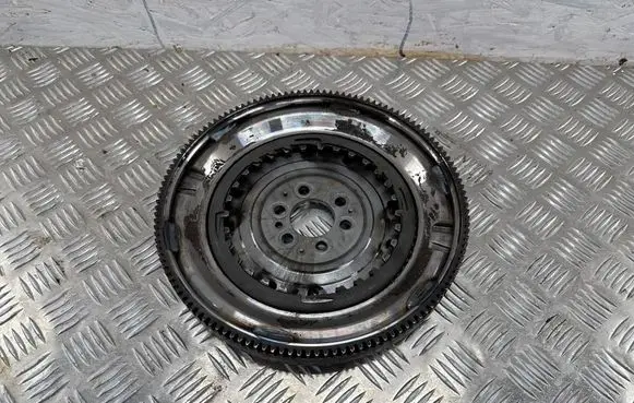Skoda Octavia Mk3 (5E) Flywheel 04E105266