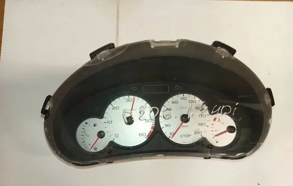 Peugeot 206 Speedometer (instrument cluster) 9648836580