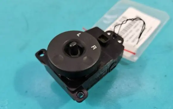 KIA Carens II Electric window control switch 202005064 IMPRK1395616