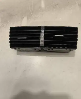 Subaru Forester SH Dash center air vent grill 66110FG020