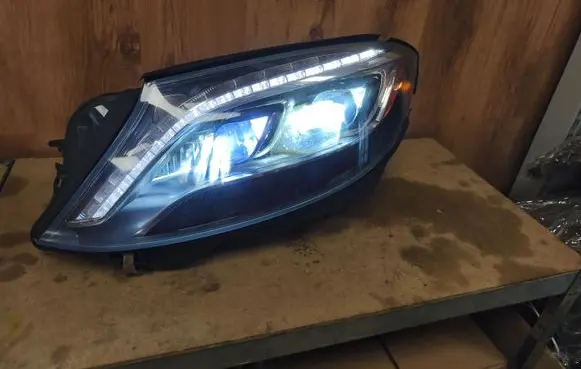 Mercedes-Benz S W222 LED ballast control module A2229004505