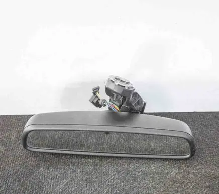 Rear view mirror (interior)