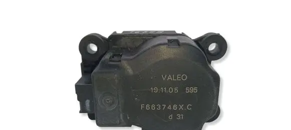 Citroen C3 Air flap motor/actuator VALEO595 F663746XC D31