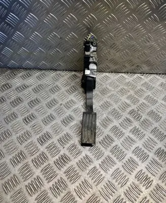 Ford Focus Accelerator throttle pedal EV619F836AA