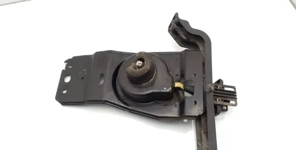 Chrysler Grand Voyager V Spare wheel mounting bracket 05109667AB 30651A