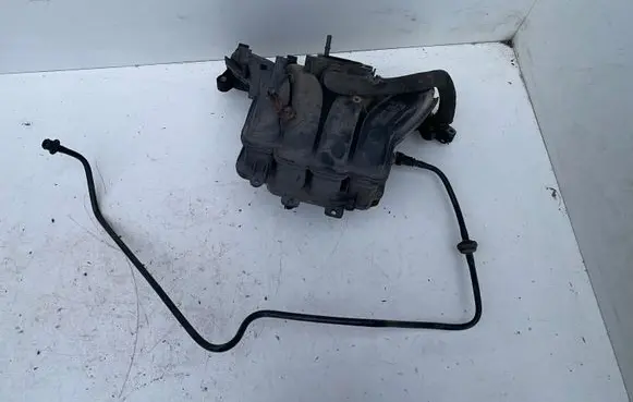 Opel Vectra C Intake manifold 55351149
