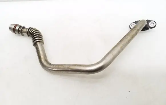 Nissan Qashqai Turbo turbocharger oiling pipe/hose
