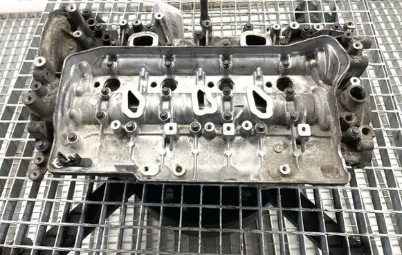 Renault Master III Engine head 110422750R