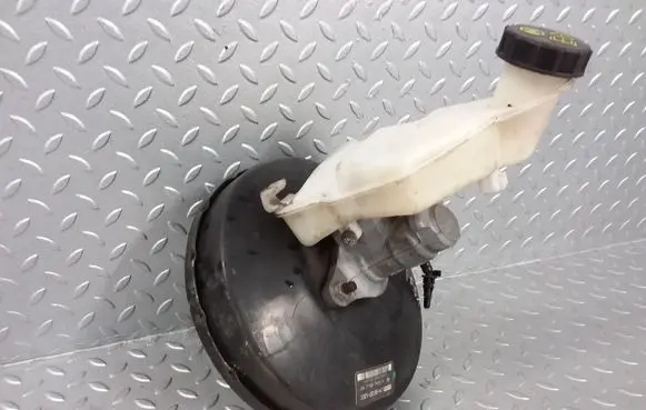 Master brake cylinder
