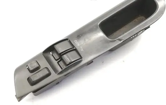 Toyota Corolla E120 E130 Electric window control switch 7423202200