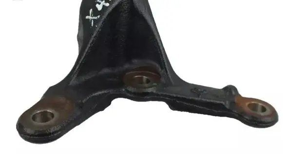 Citroen C3 Gearbox mounting bracket 9804255380