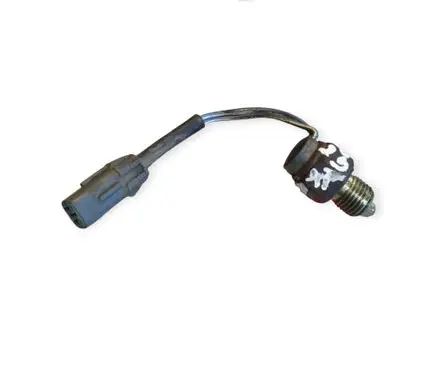 Subaru Forester SG Reversing light switch sensor 