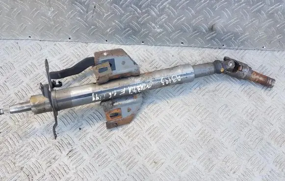Mazda 323 F Steering wheel axle