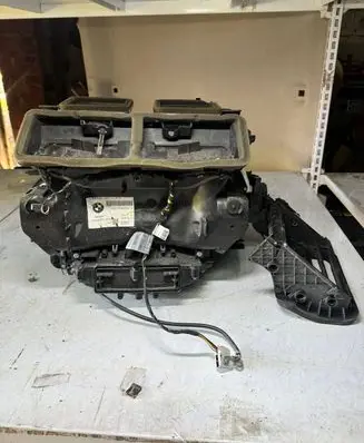BMW 1 E81 E87 Interior heater climate box assembly 