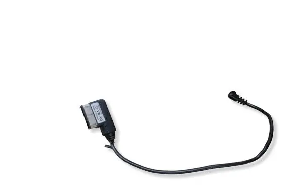 Volkswagen Touareg II iPod connector socket 7P6035443