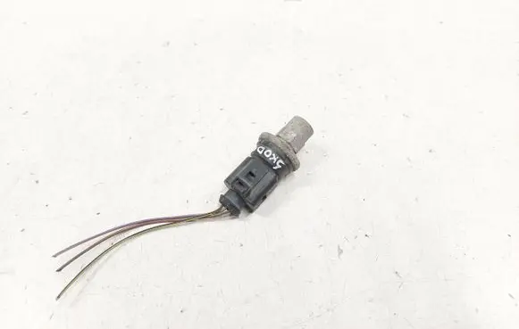 Skoda Octavia Mk2 (1Z) Air conditioning (A/C) pressure sensor 1J0973703