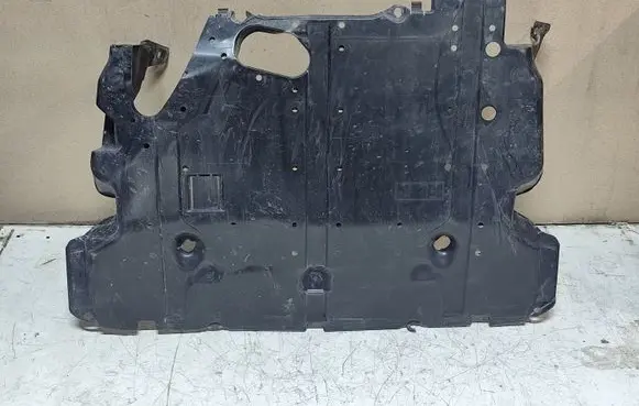 Subaru XV II Engine splash shield/under tray 56410FL010