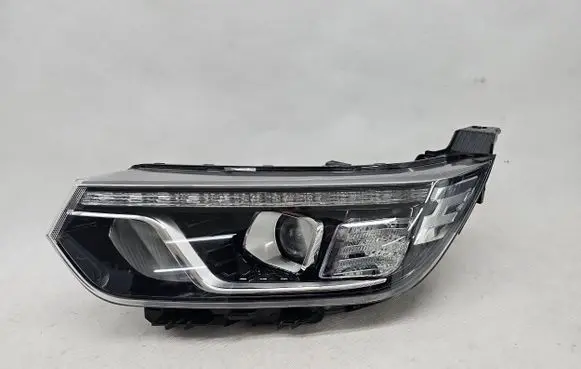 SsangYong Tivoli Headlight/headlamp ZGM92-101070