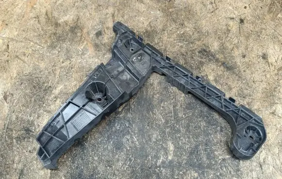 Audi A5 Rear bumper mounting bracket 8W6807453