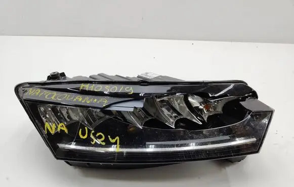 Skoda Octavia Mk4 Headlight/headlamp 5E4941016