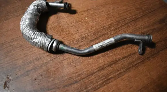 Mercedes-Benz Vito Viano W638 Engine coolant pipe/hose A2642030500