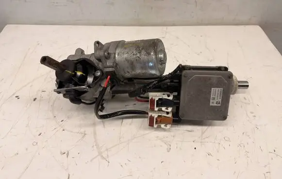Renault Twingo III Steering rack TW3MAGPRZE1 6820000258