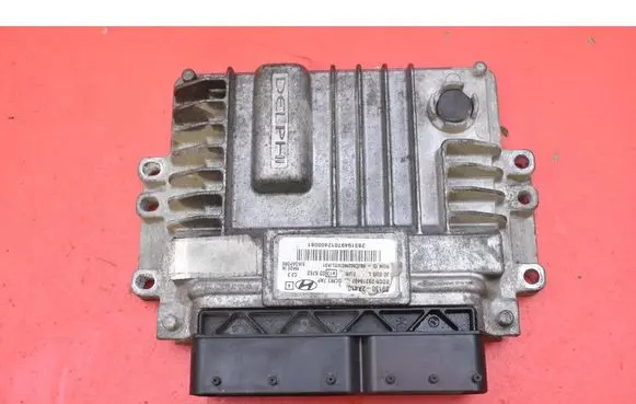 Hyundai i30 Engine control unit/module ECU 391302A410
