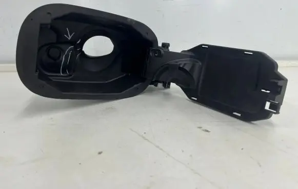 Mercedes-Benz B W246 W242 Fuel tank cap a2466302100