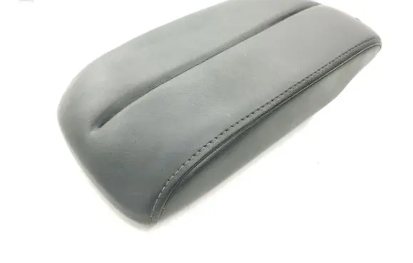 Mazda CX-7 Armrest
