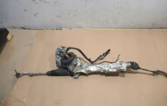 Peugeot 208 Steering rack 9834749080