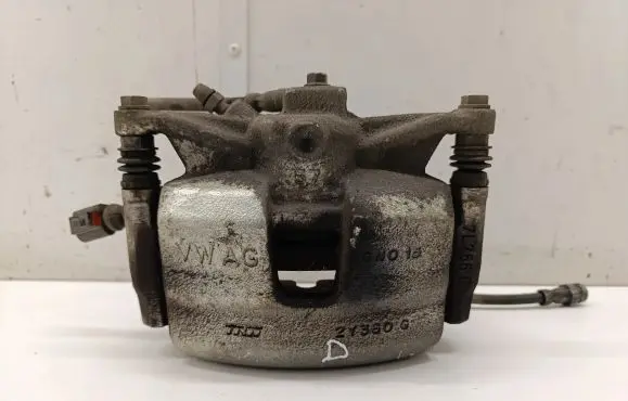 Volkswagen Golf VIII Front brake caliper