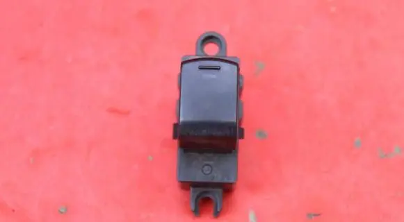 Nissan Note (E11) Electric window control switch 25411EA003
